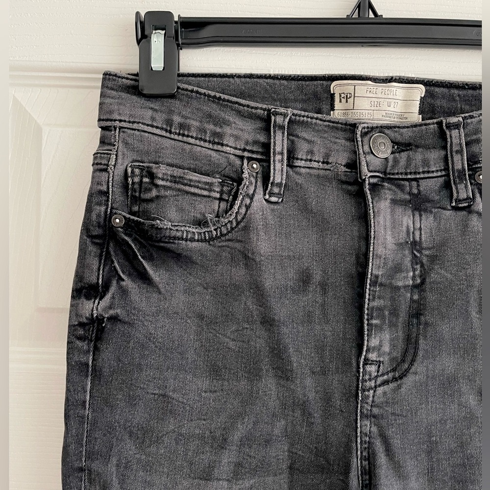 We The Free High Rise Distressed Skinny Jean